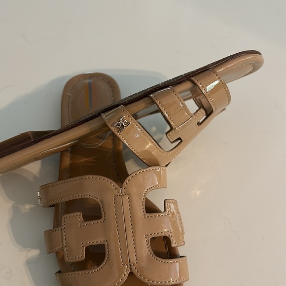 Sam Edelman Tan Patent Leather Slide Sandals - Picture 5 of 5